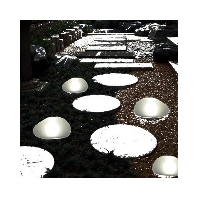 Solar Stone Lamp