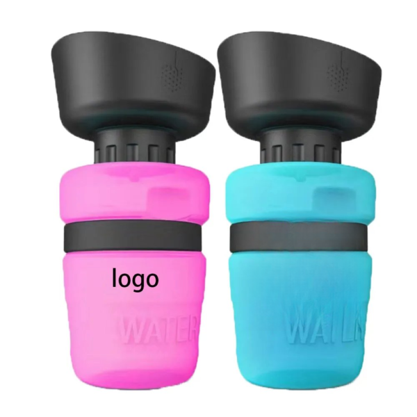 Squeeze Type Pet Accompanying Cup